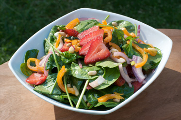 Strawberry Onion Spinach Salad